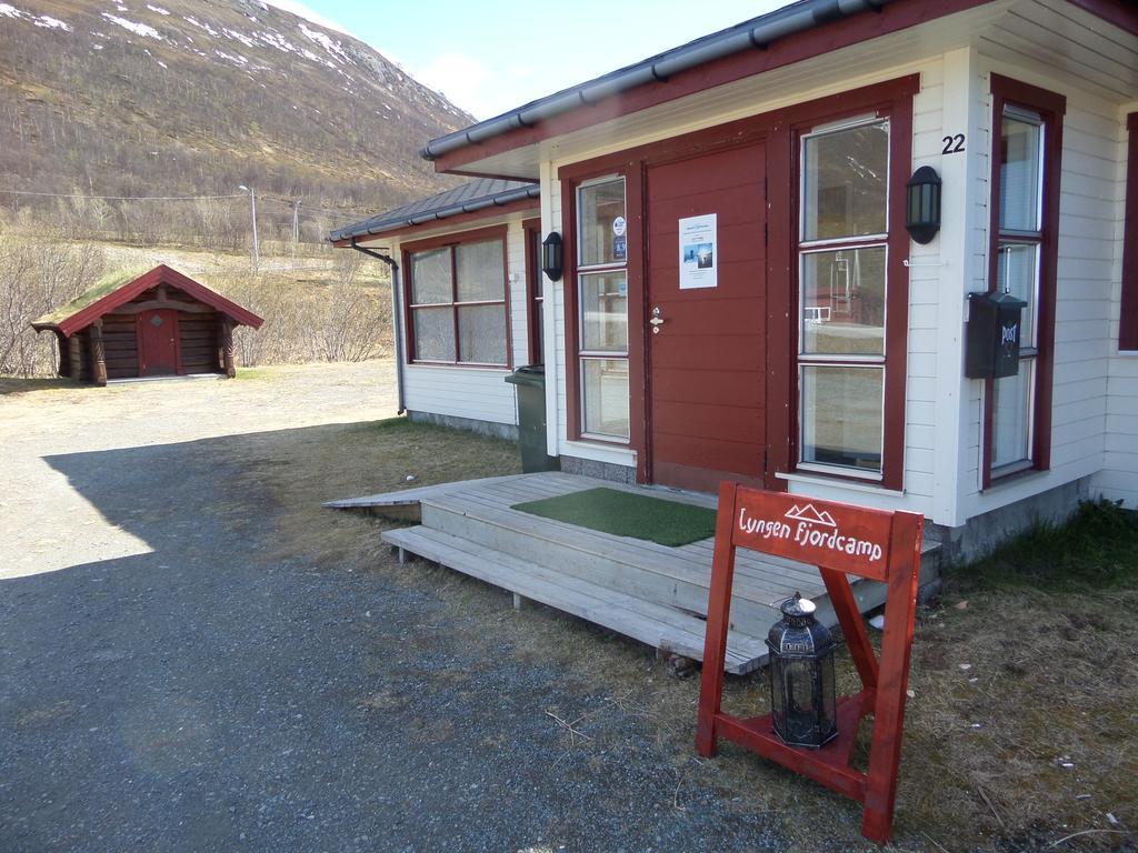 הוילה Nord-Lenangen Lyngen Fjordcamp מראה חיצוני תמונה